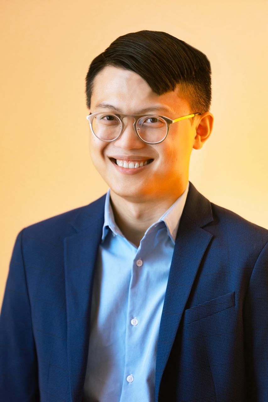 Oliver Wong, Notary Public
